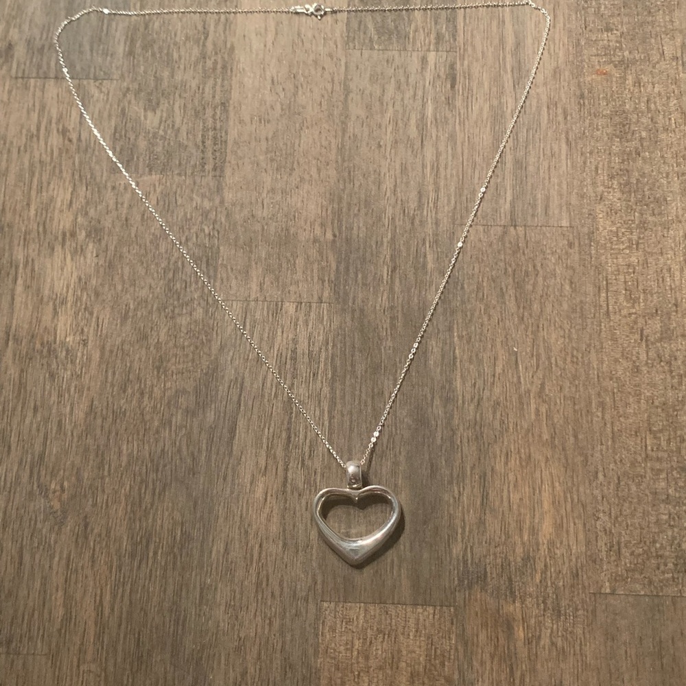 Sterling Silver Cut Out Heart Pendant and Chain.